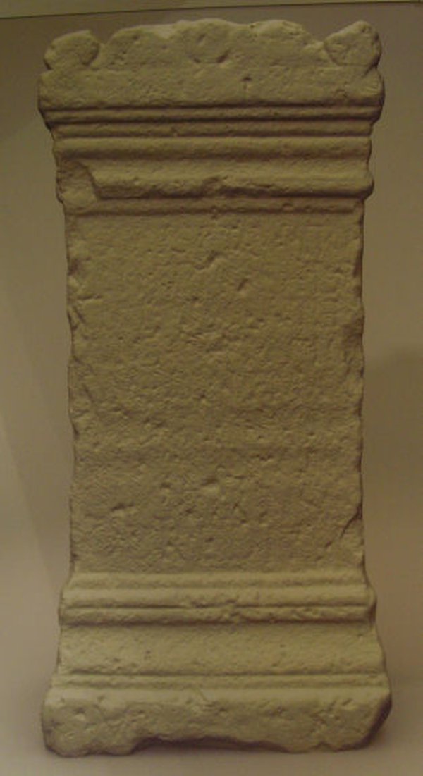 1672 altar