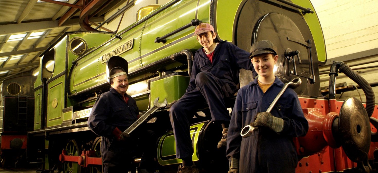 Volunteers at Stephenson Railway Museum 