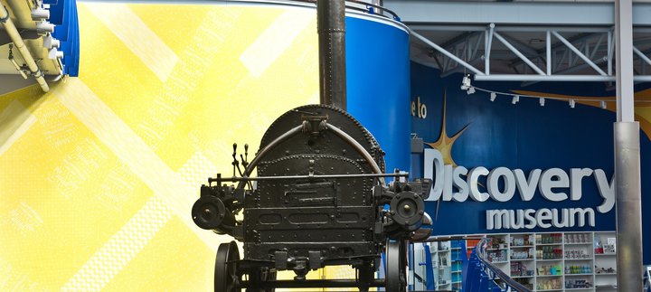 Stephenson's Rocket at Discovery Museum 