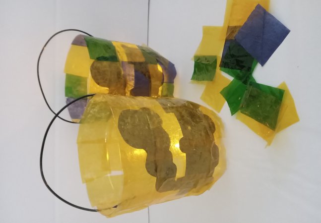 Locomotive lantern craft activity