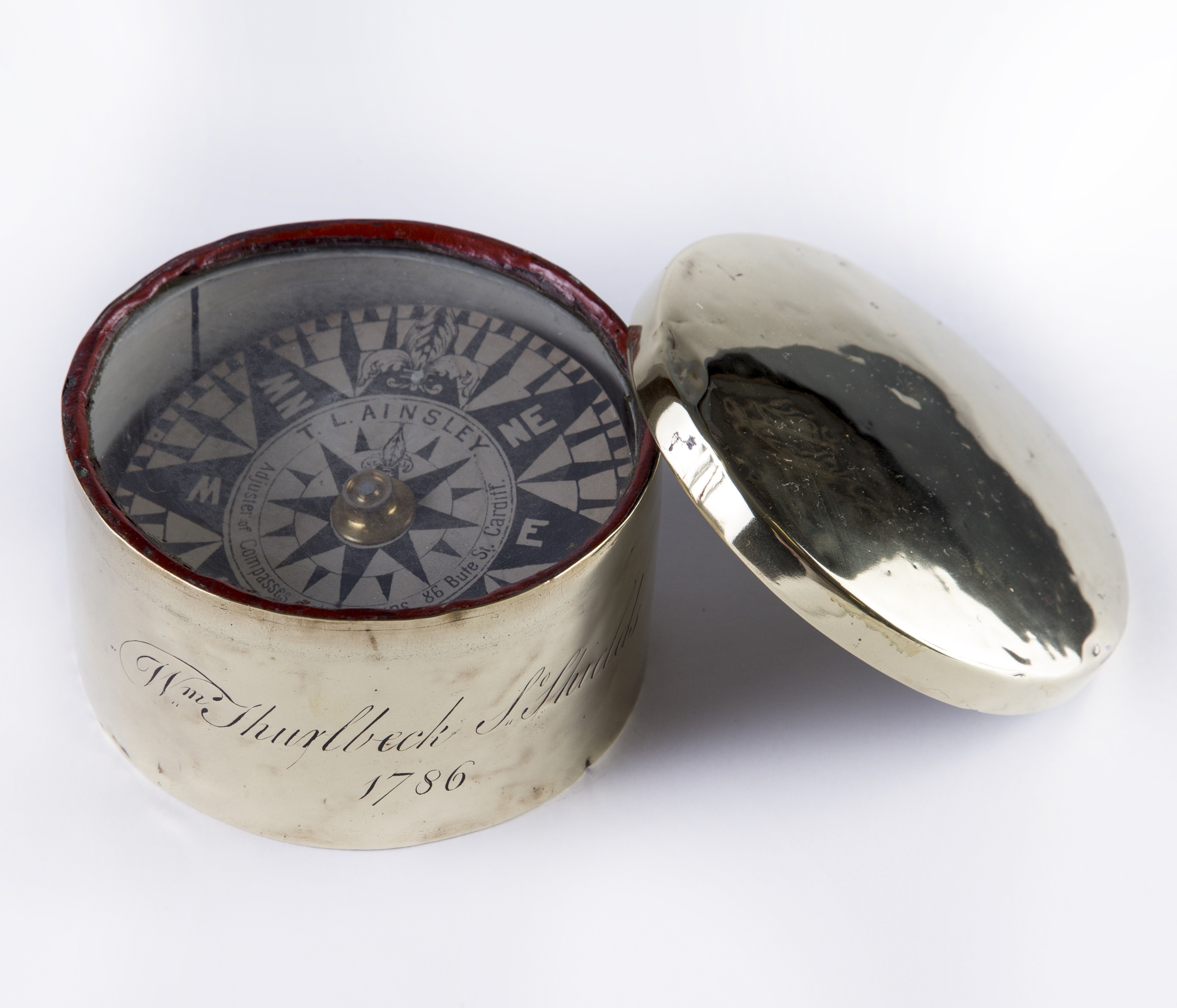 Brass coble compass, inscribed “Wm Thurlbeck, So Shields, 1786”