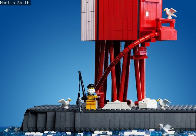 Herd Groyne lighthouse made from LEGO