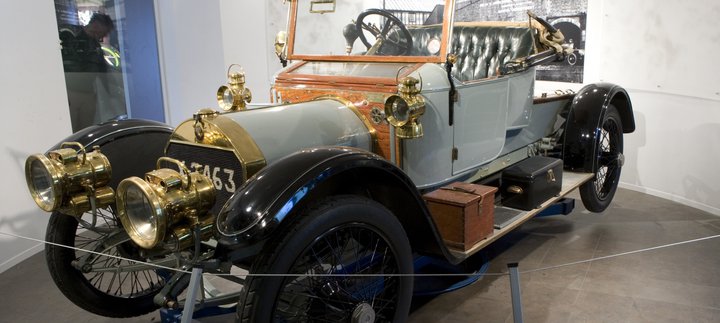 Whitworth Armstrong Car