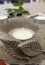 Ceramics Classes: make a Christmas wreath