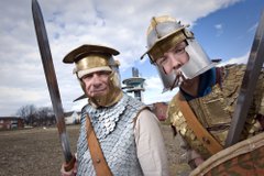 Two Roman soldiers