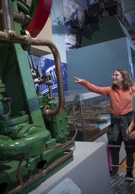 Boy and girl in Story of the Tyne 