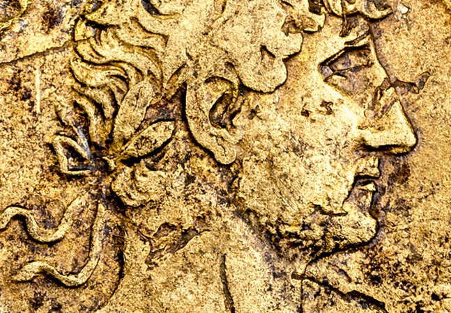 Profile of face on Roman gold coin