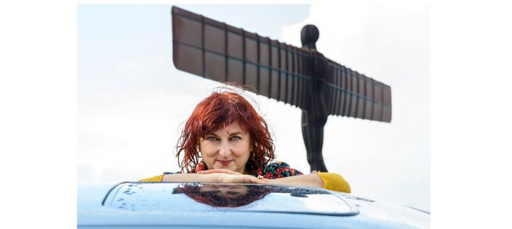 Jeremy Abrahams - Irena Mujacic at the Angel of the North
