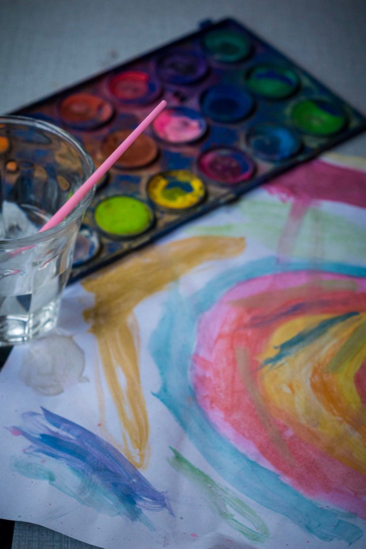 Tremendous Tuesday paint pots and paper