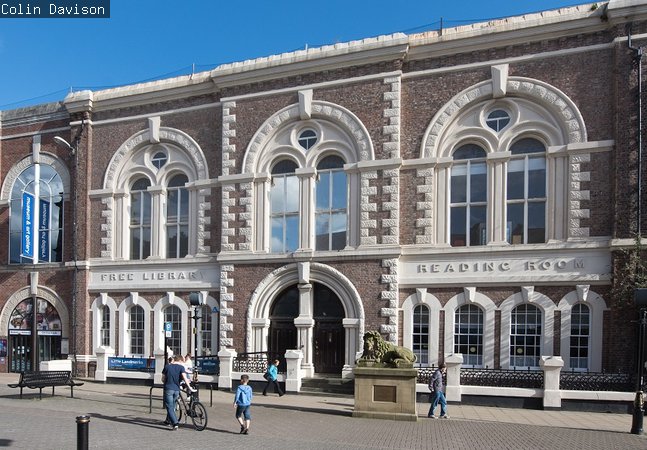 The exterior of South Shields Museum 