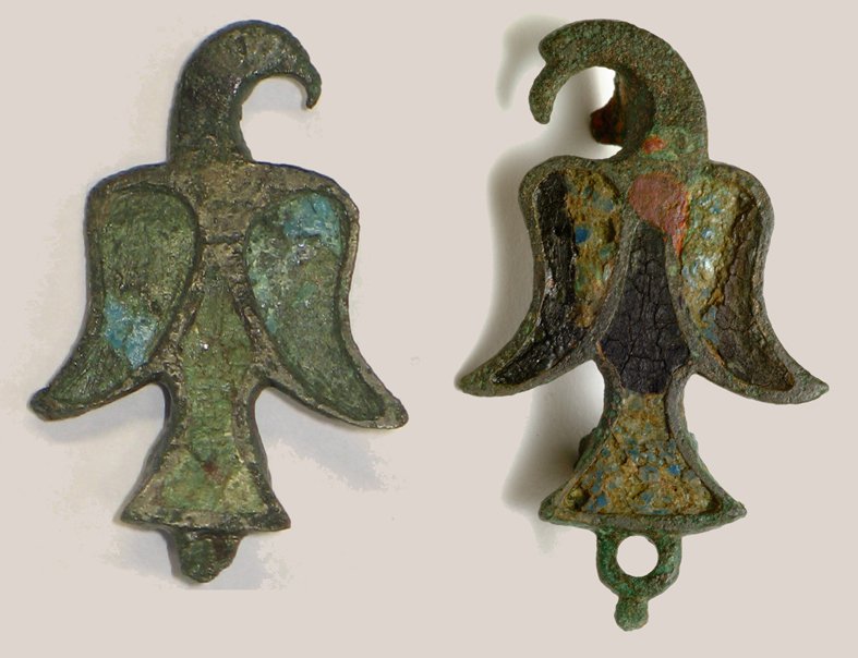 Roman - Eagle brooches 