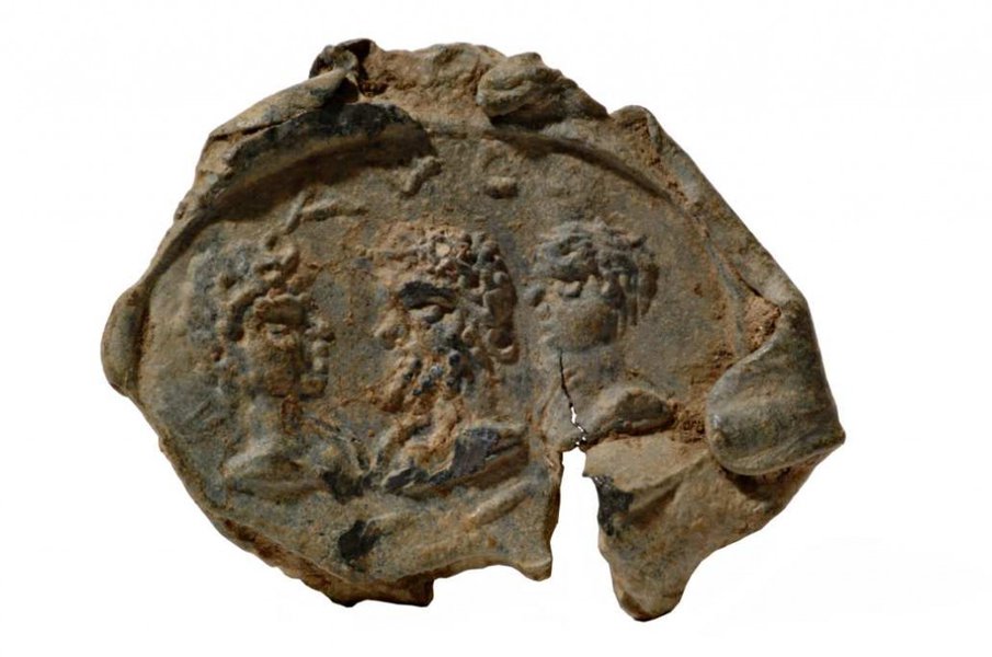 Imperial Seal showing Caracalla, Septimius and Geta