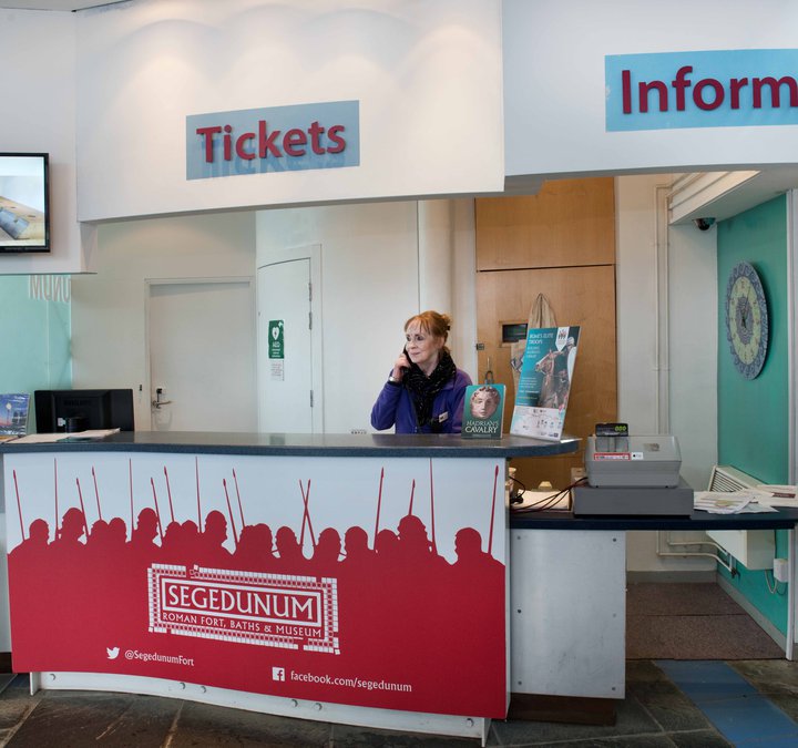 Segedunum reception with attendant 