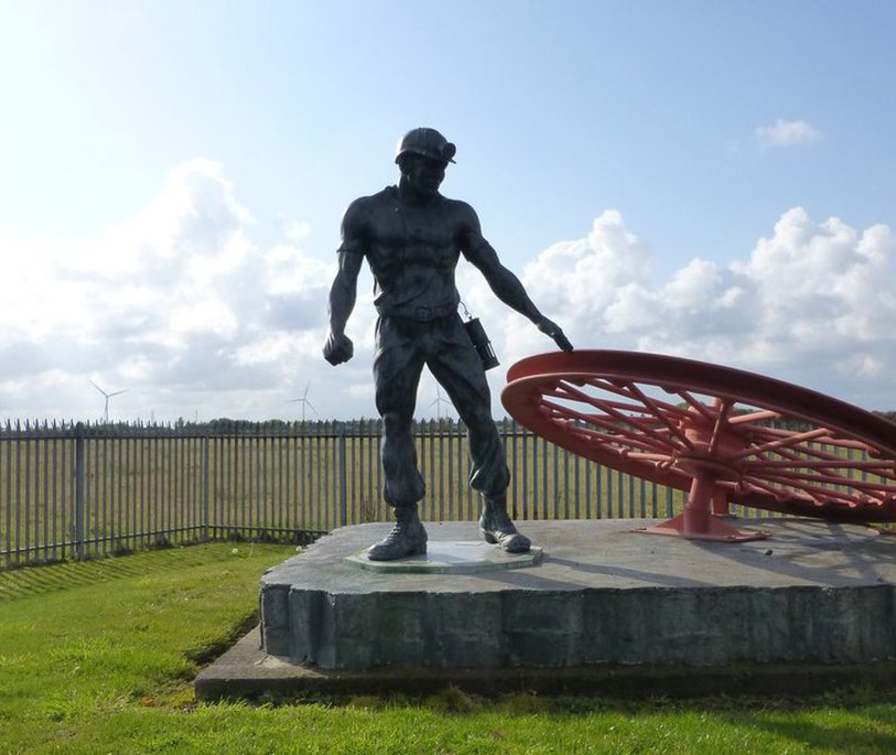 Ellington Memorial sculpture