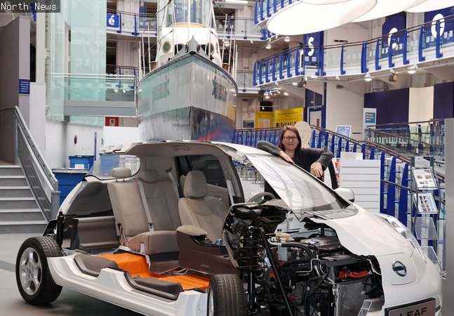 NISSAN Leaf cutaway in Discovery Museum