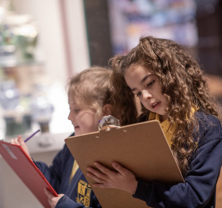 Primary children in gallery