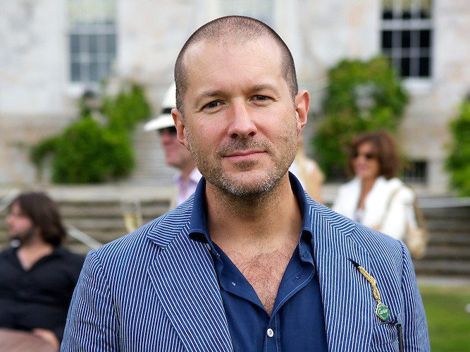 photograph of Jon Ive