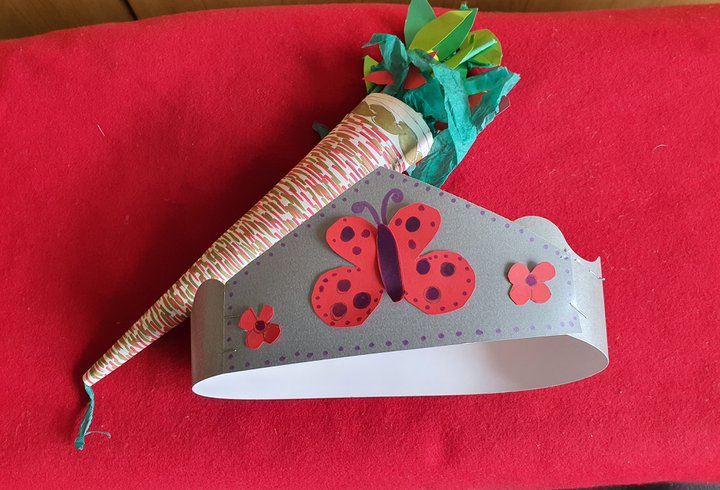 Roman style crown and staff made from card